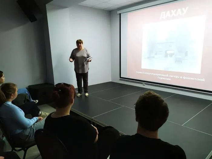 Информационный час